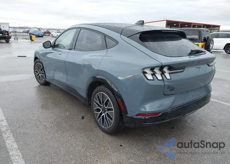 2024 Ford Mustang Mach-E Premium z USA, uszkodzony, nr VIN 3FMTK3SU0RMA26676